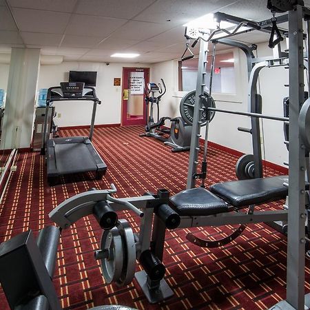 Ramada By Wyndham Medford Hotel & Conference Center エクステリア 写真